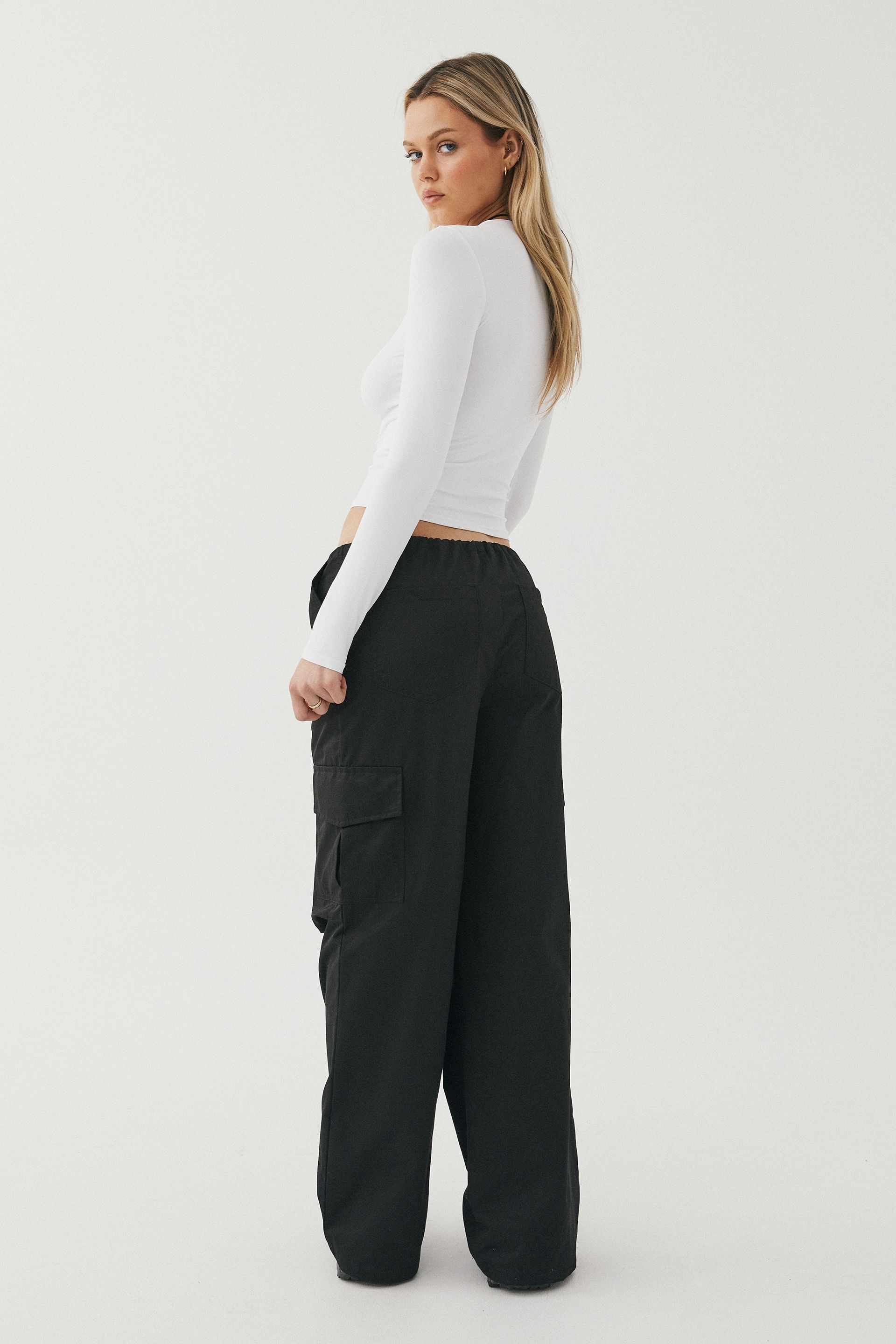 Supre cargo pants deals