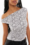 Soft Mia Ruched Top, ADRIANA SNAKE GREY - alternate image 4