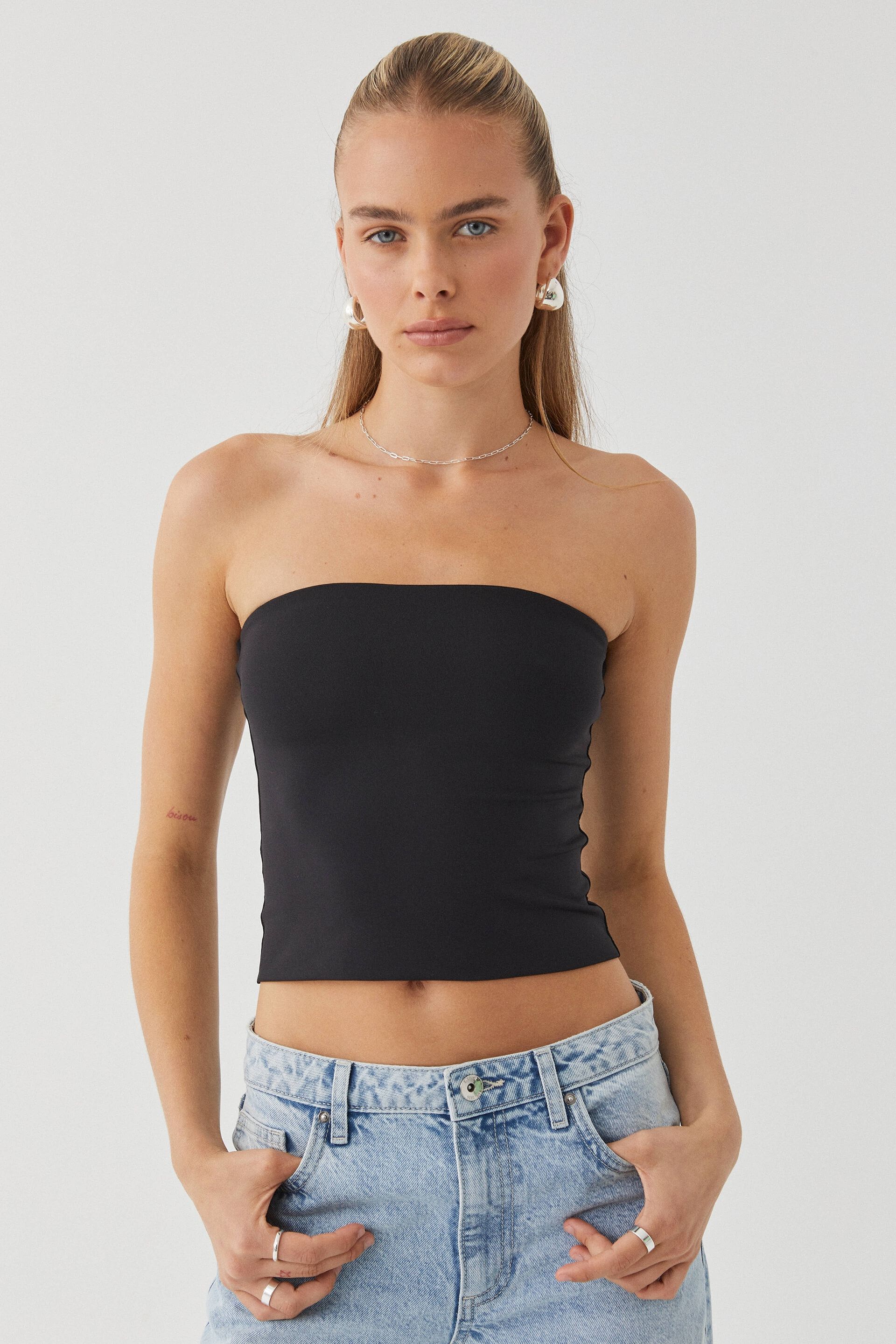 Black shop tube top