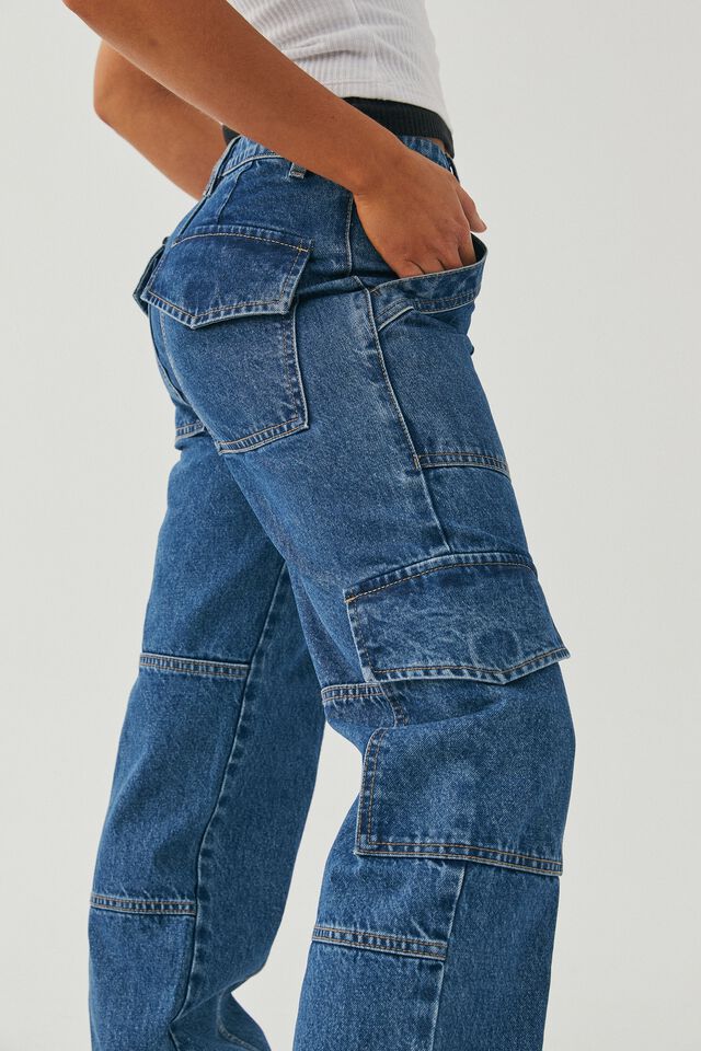Slim Cargo Jean