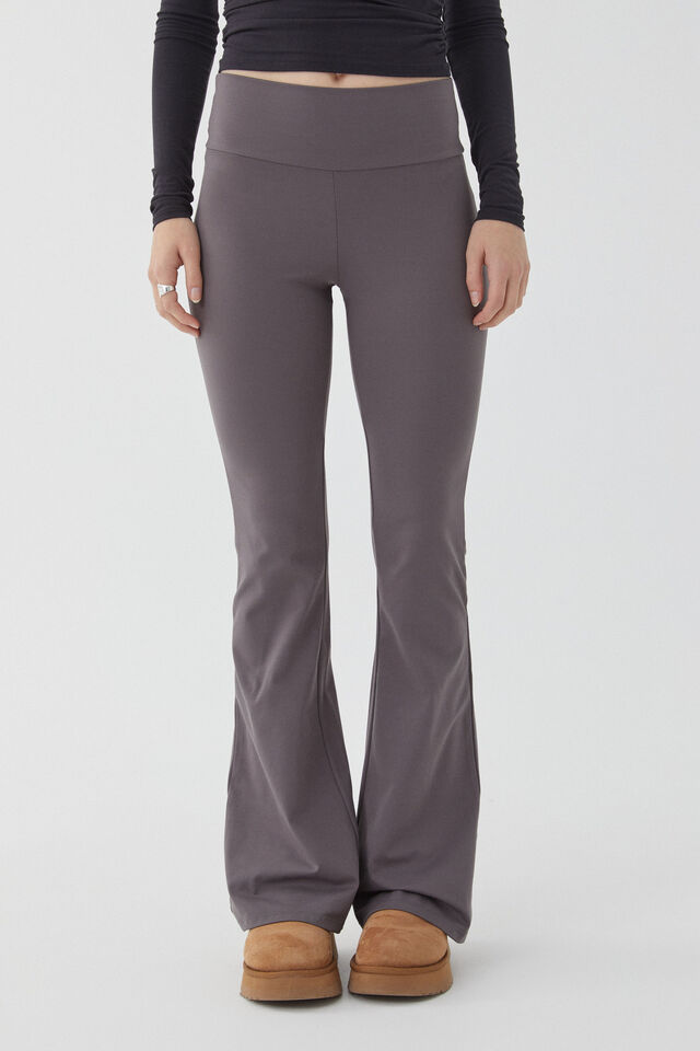 Active Flare Pant, CHROME GREY