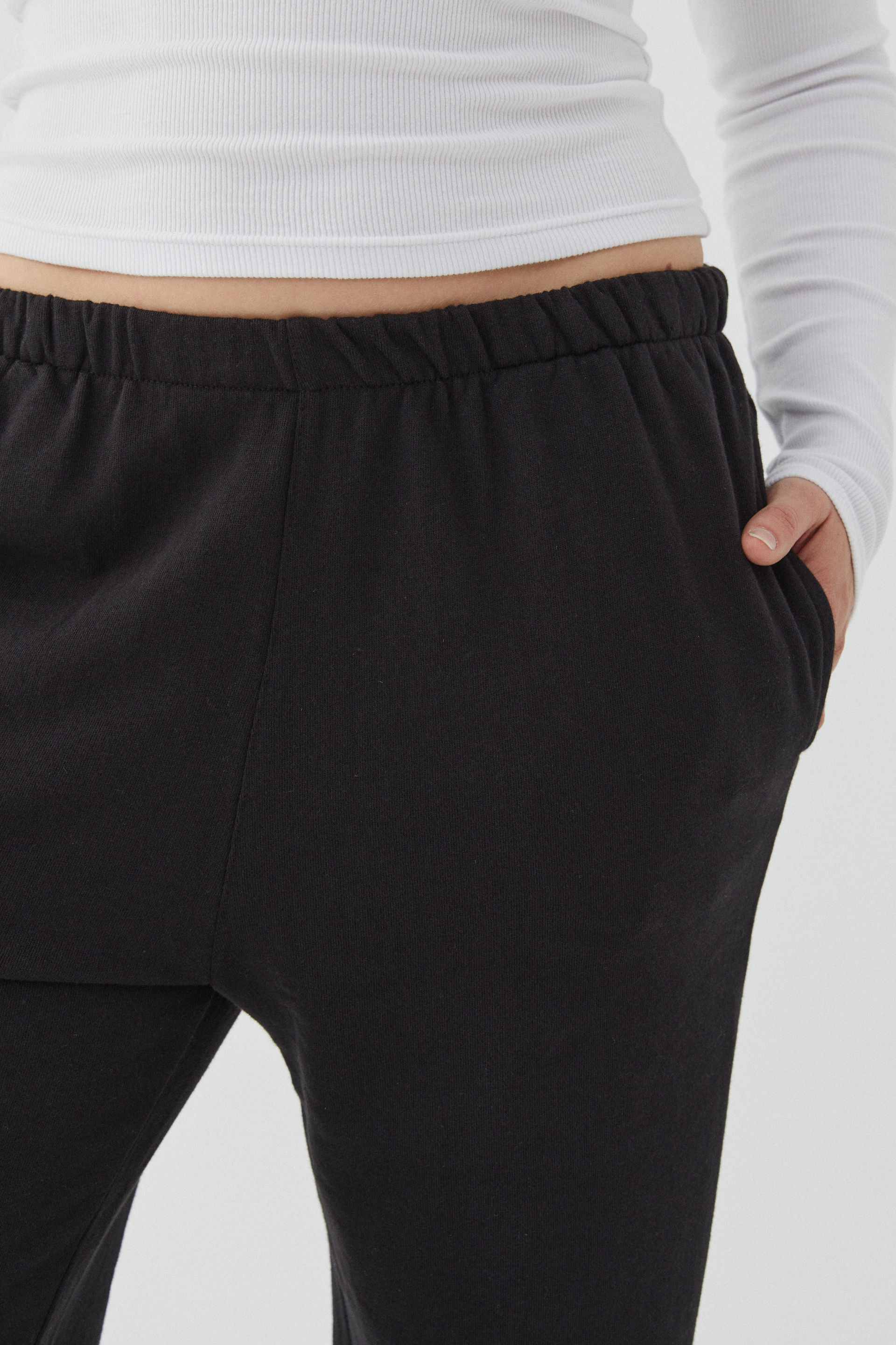 Relaxed Wide Leg Track Pant