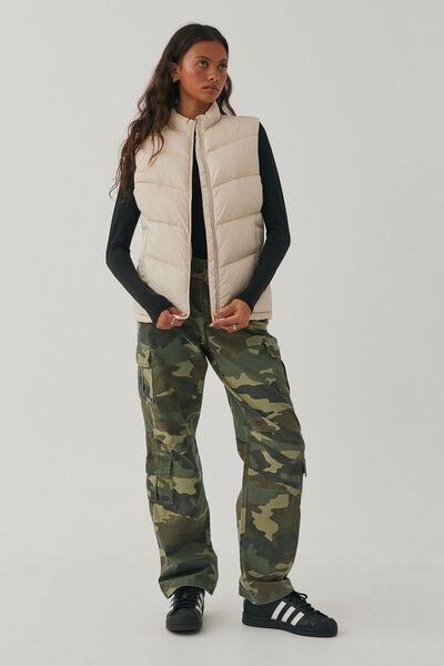 Recycled Puffer Vest, COOKIES AND CREAM