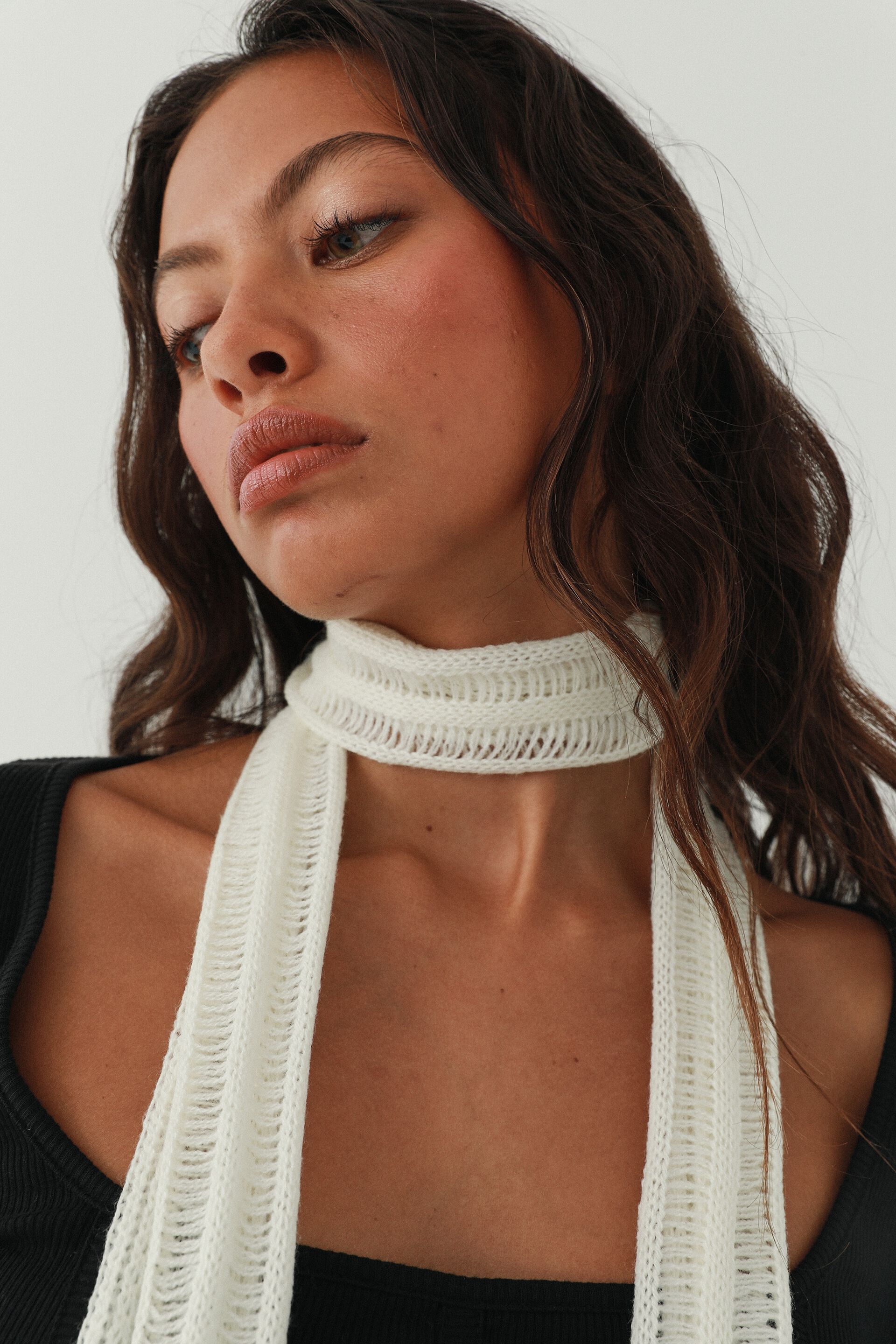 Slim scarf shop