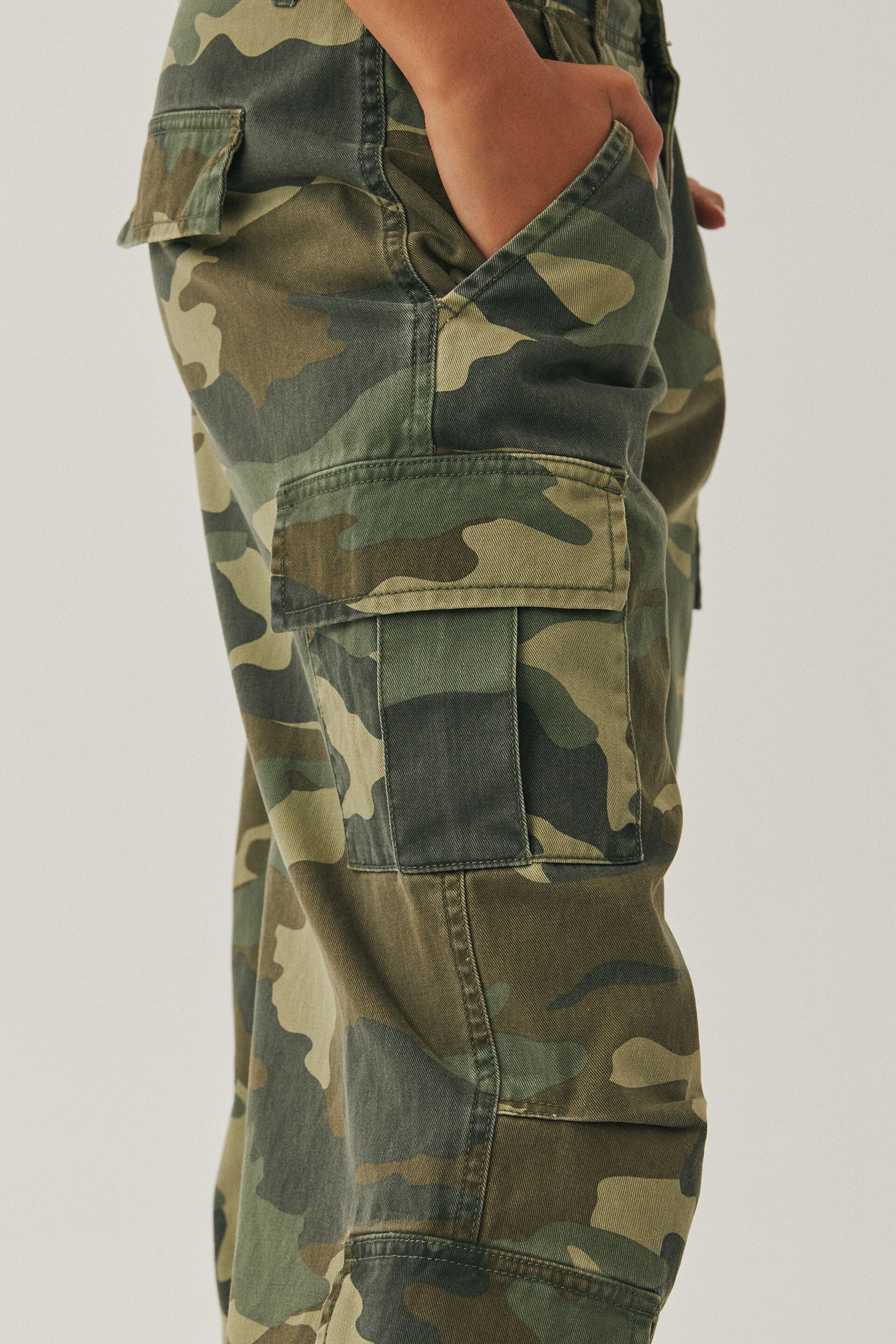 Supre camo hot sale pants