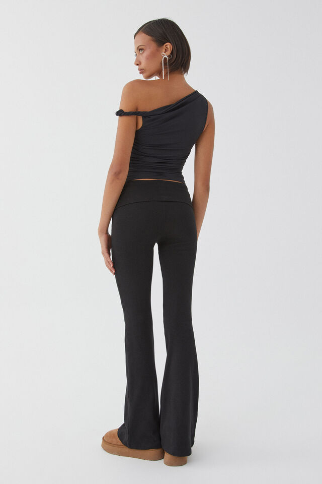 Luxe Bree Ruched Twist Top, BLACK